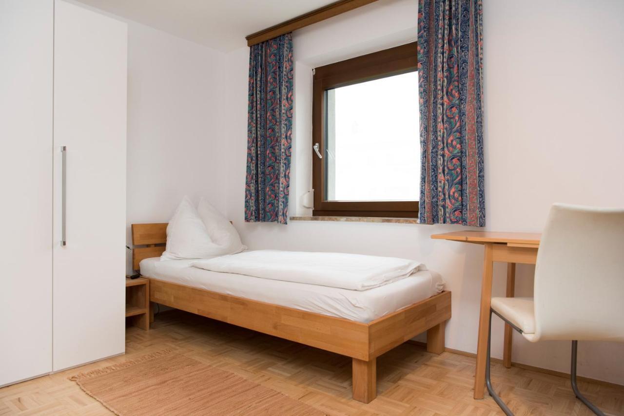 Gastehaus Wuhrer Apartment Franking ภายนอก รูปภาพ